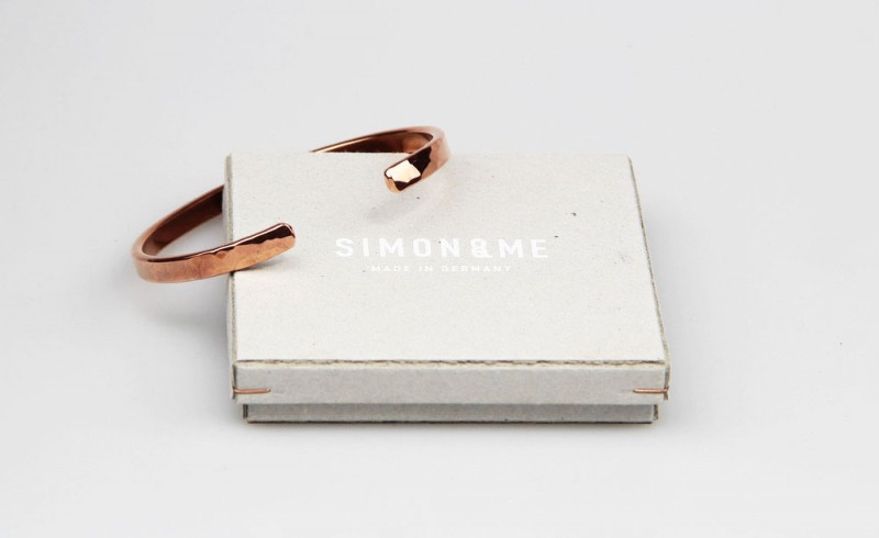 001 - The Copper Bracelet - Packaging 2